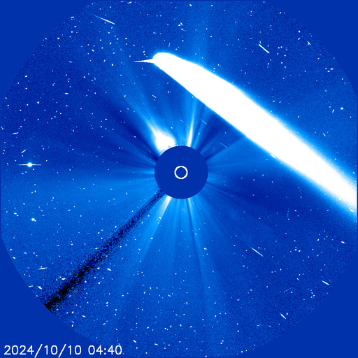 LASCO C3 image of comet in frame